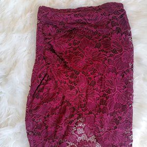 Midi lace skirt